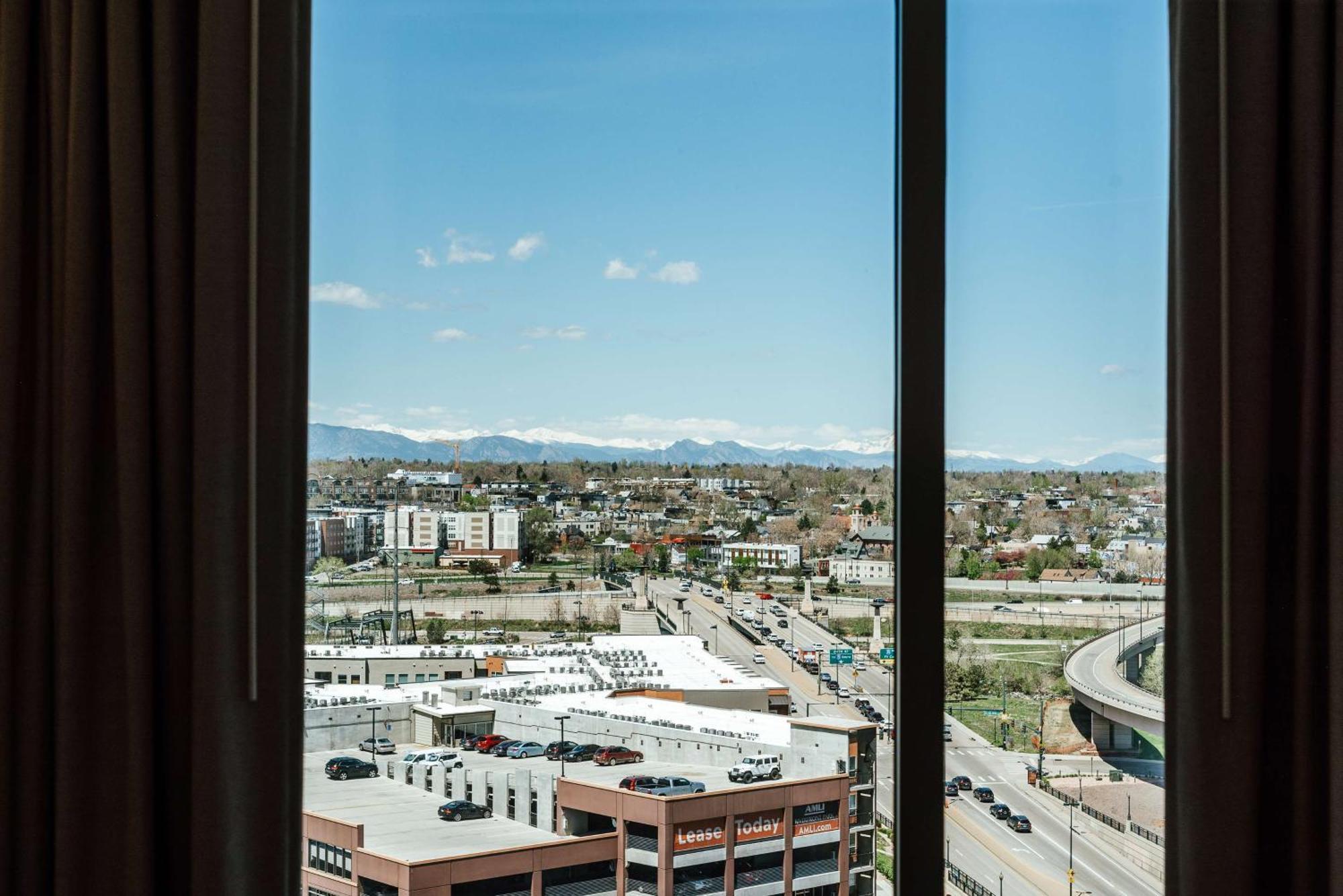 Hilton Garden Inn Denver Union Station Экстерьер фото